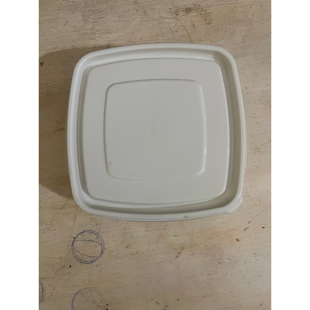 Rubbermaid TakeAlongs Square Food Storage Container with White Lid Clear Plastic
